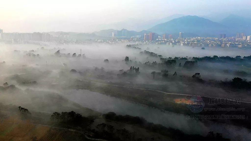 女生考公务员好还是当老师好?-有问必答平台